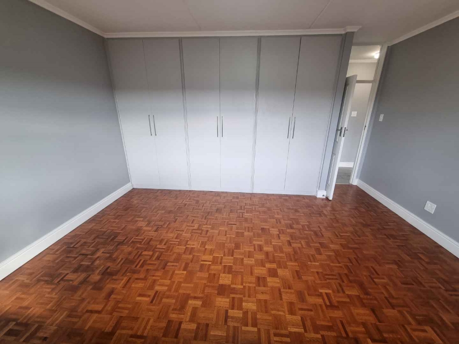 2 Bedroom Property for Sale in Claremont Western Cape